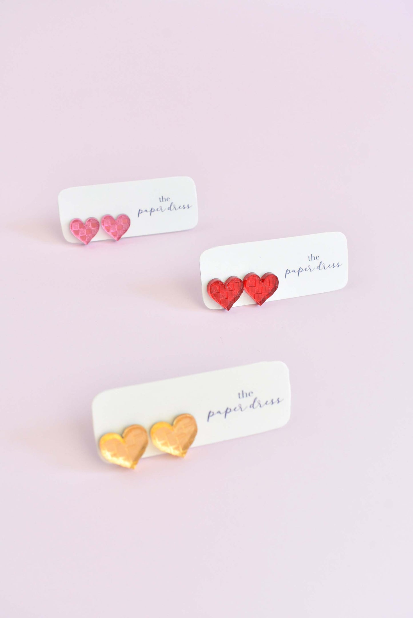 HEART CHECKER STUD EARRINGS