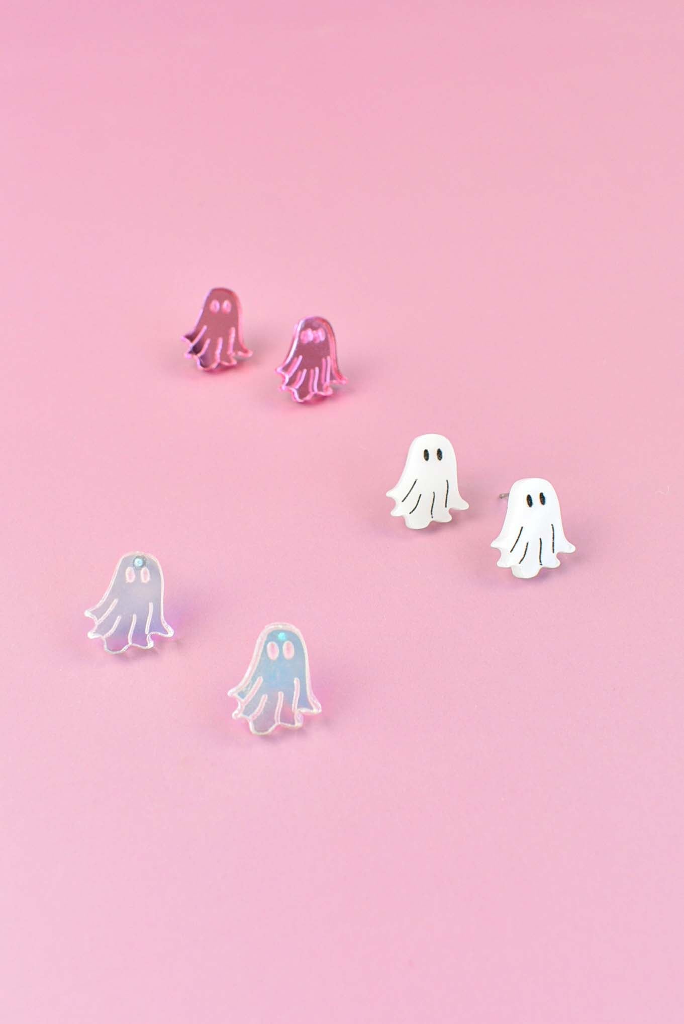 GHOST STUDS